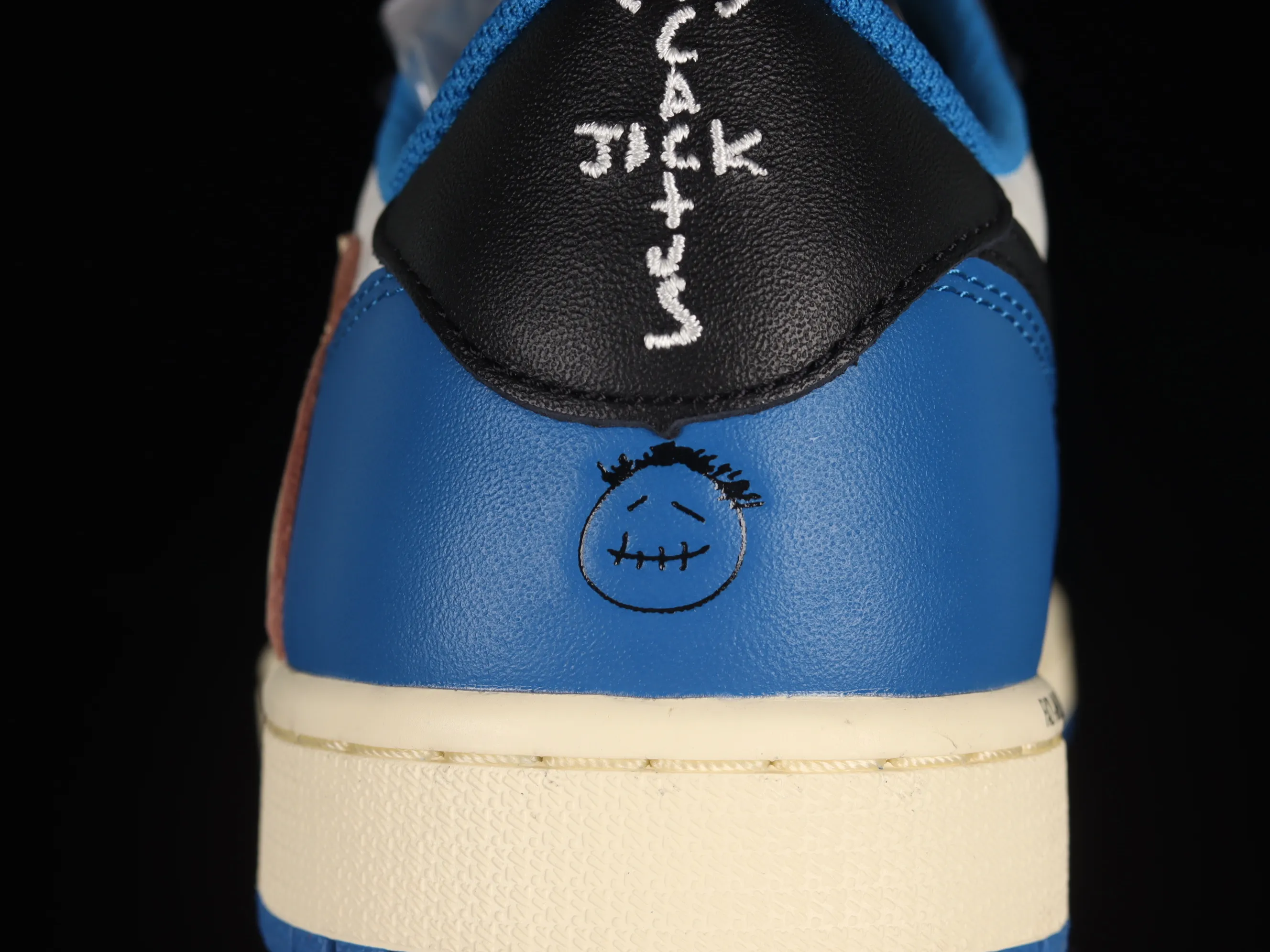 All categories Air Jordan Jordan series basketball shoes Air Jordan 1 Low LJR version Travis Scott x Air Jordan 1 Low OG AJ1 Joe 1 joint overhead hook DM7866-140